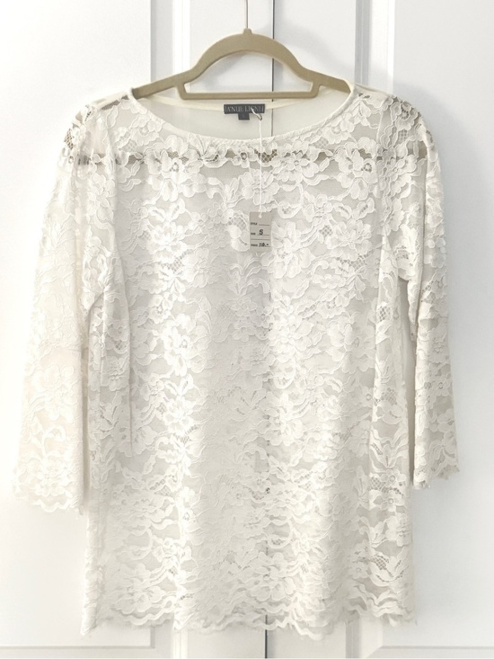 NWT A’nue Ligne Ivory Floral Lace Top Sheer Eyelash Lace Blouse Romantic Small